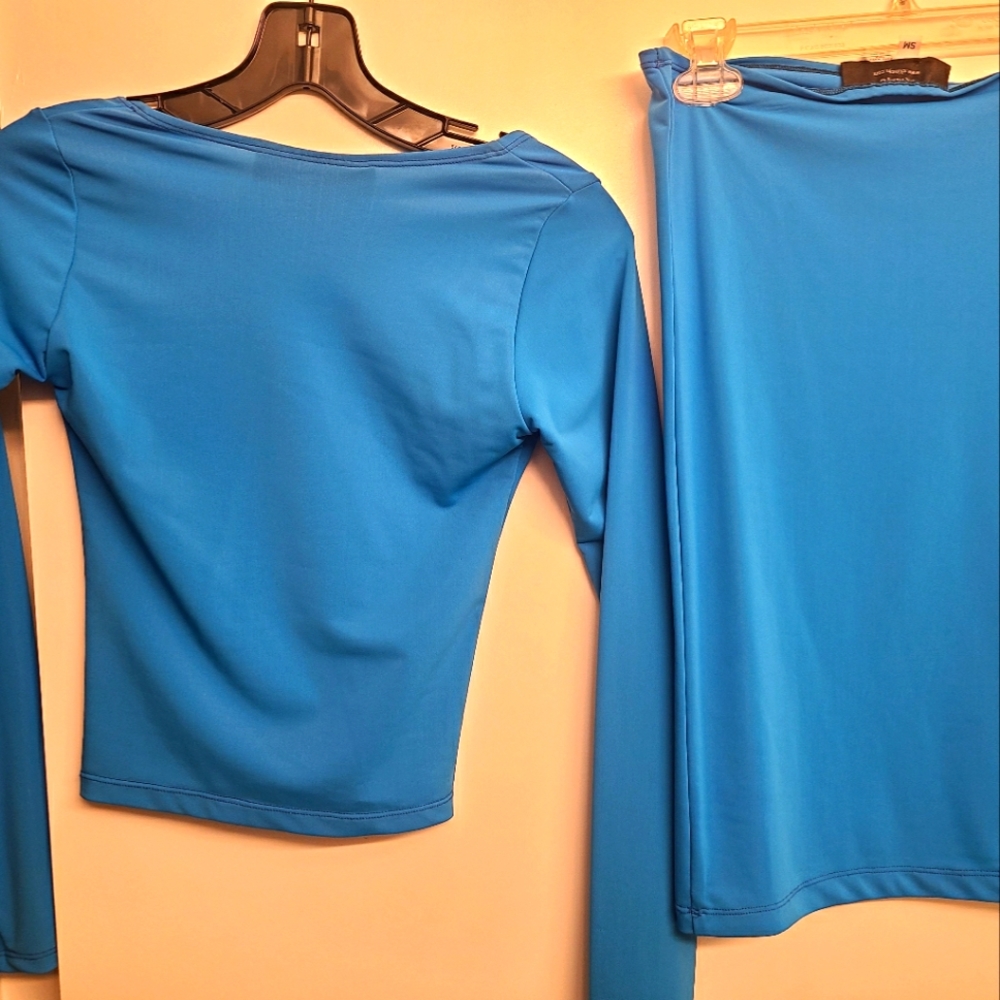 Ekineyo 2 piece skirt set, blue